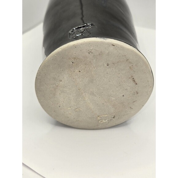 Ceramic Vessel in Variants of Blue to Top Vase Gorgeous - Picture 2 of 10